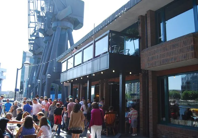 Five Pints, Five Stages: The Cowley Road Route That Ends at 3am (Trust Us)